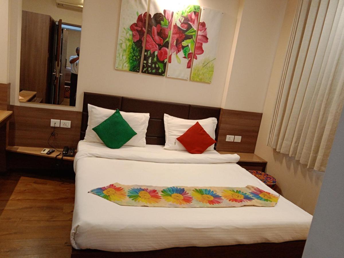 ג'איפור Fleur Hotel מראה חיצוני תמונה