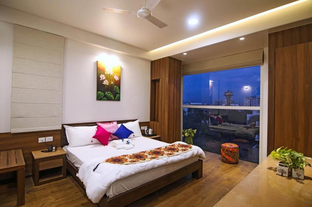 ג'איפור Fleur Hotel מראה חיצוני תמונה