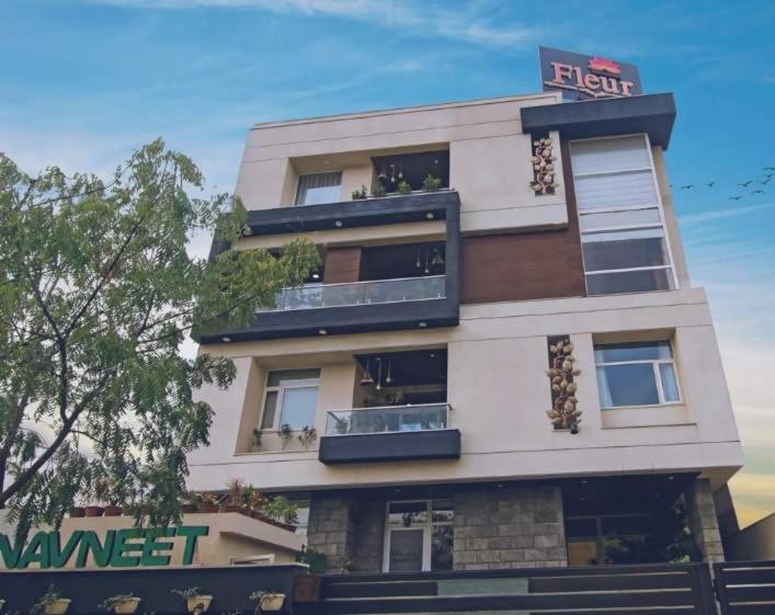 ג'איפור Fleur Hotel מראה חיצוני תמונה
