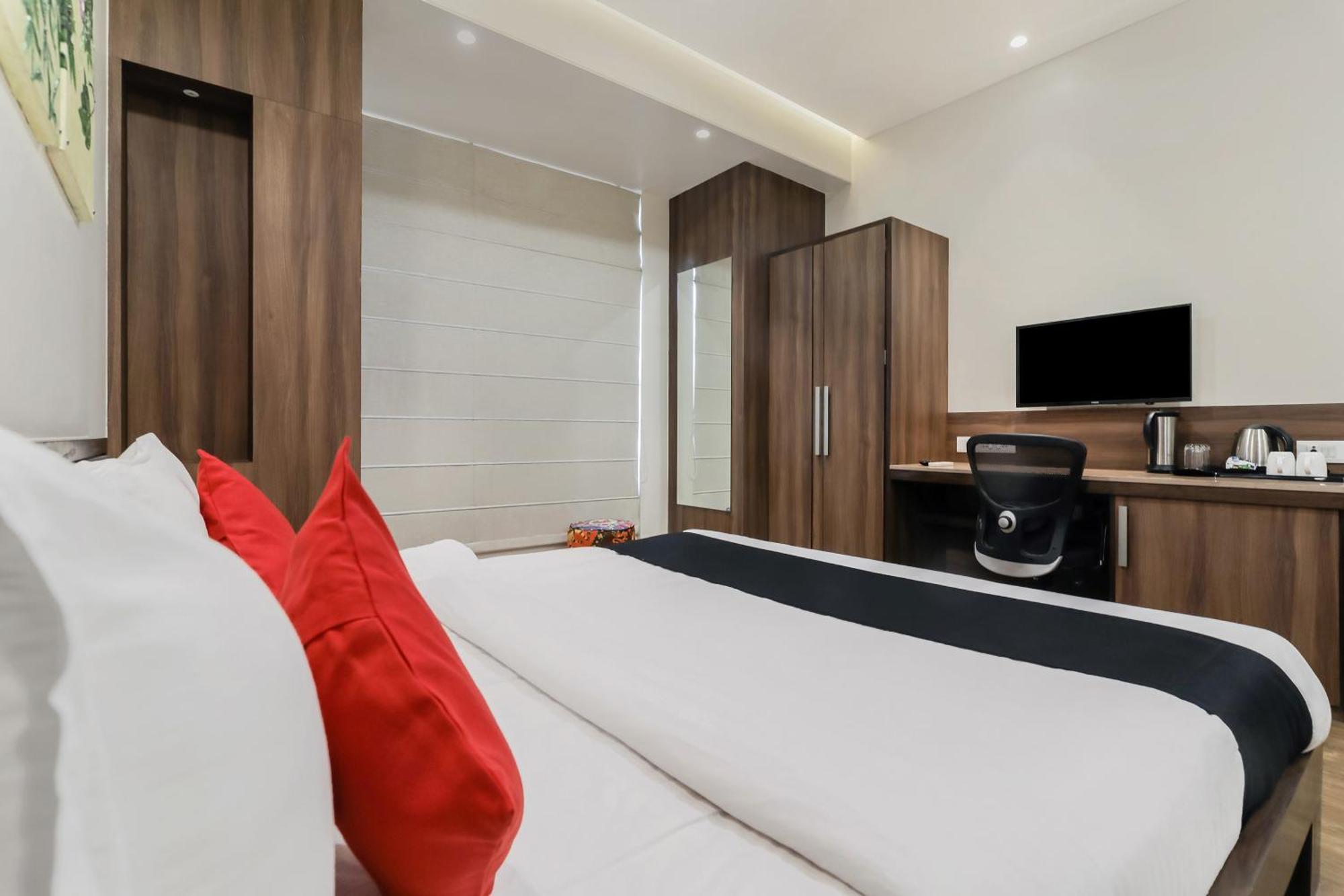 ג'איפור Fleur Hotel מראה חיצוני תמונה