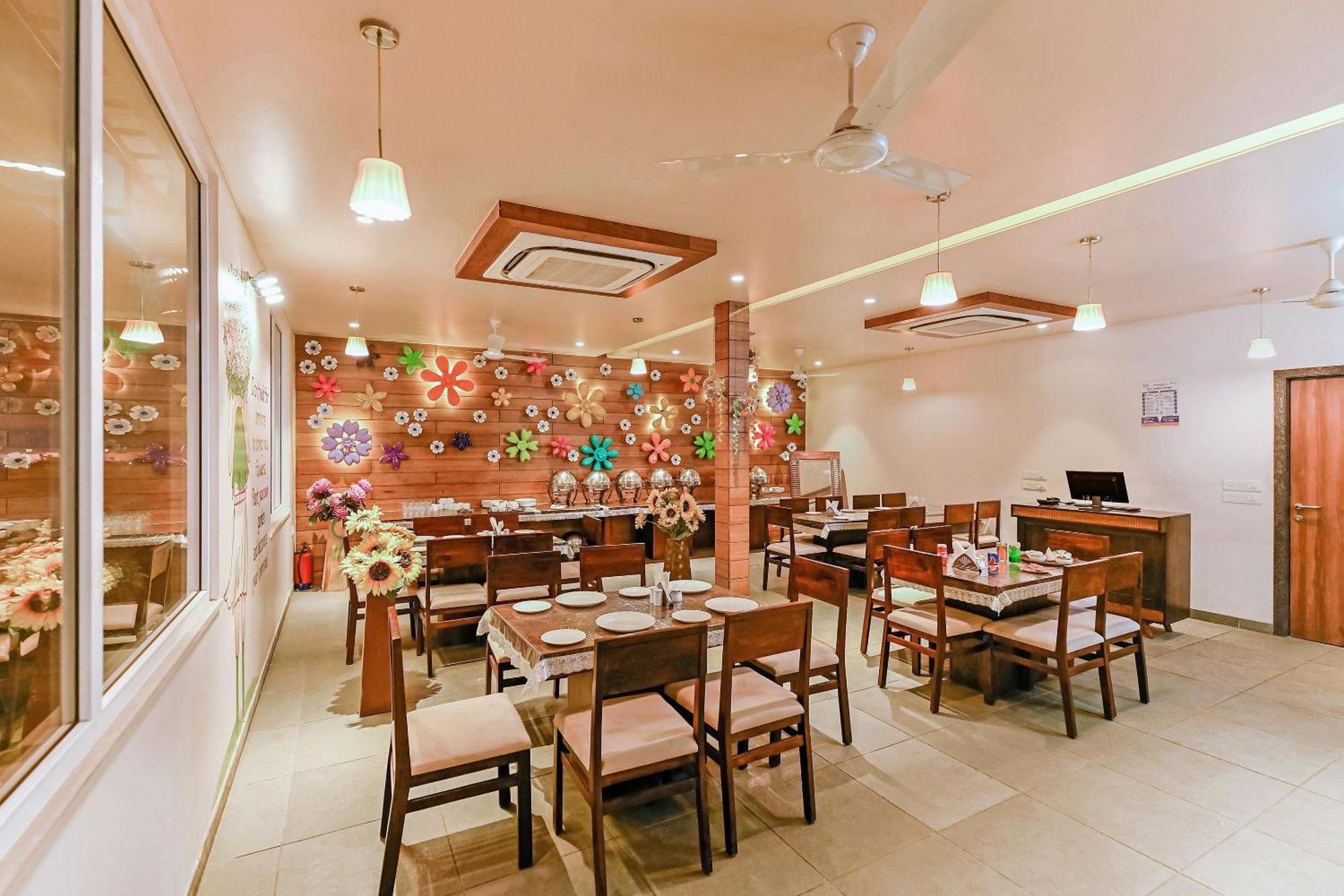ג'איפור Fleur Hotel מראה חיצוני תמונה